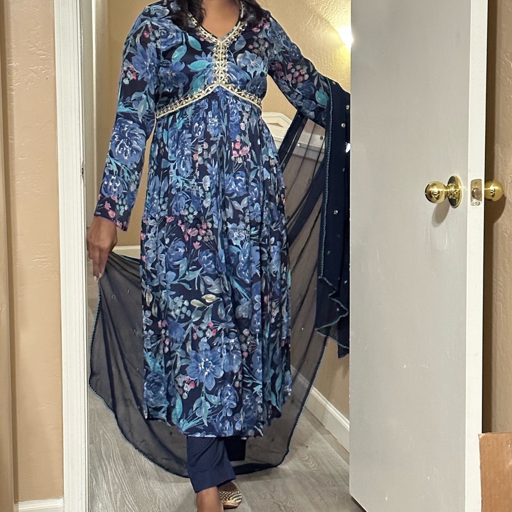 Indian outfit Alia cut suit